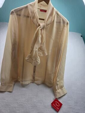 Vintage Oscar de la Renta Blouse Size 10 Cream Sheer Bow